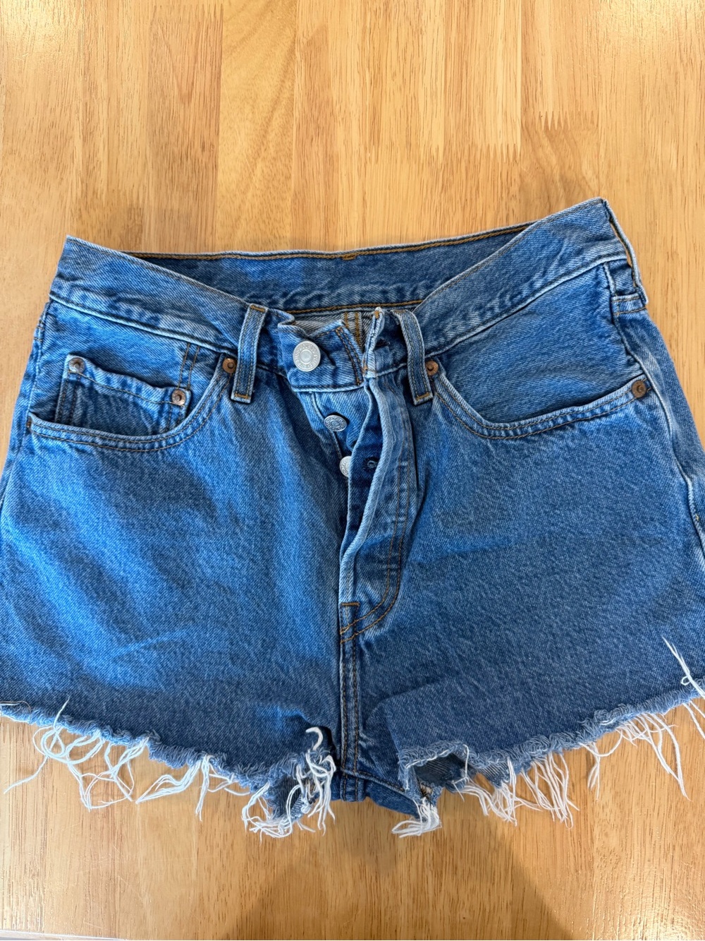 LEVIS Classic High-Rise Denim Cutoff Shorts - Blue